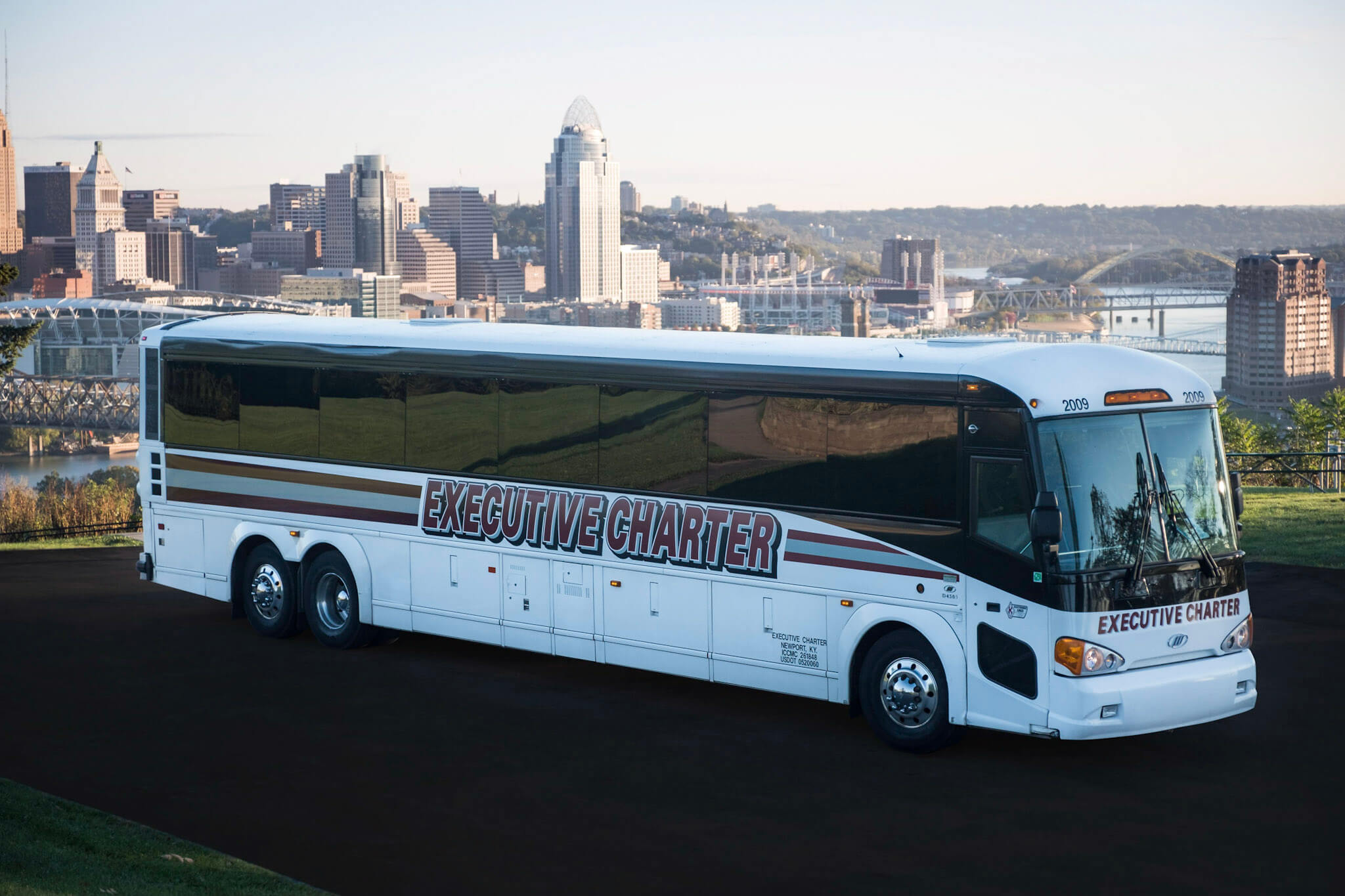 Motor Coach & Charter Bus Rentals - Executive Transportation